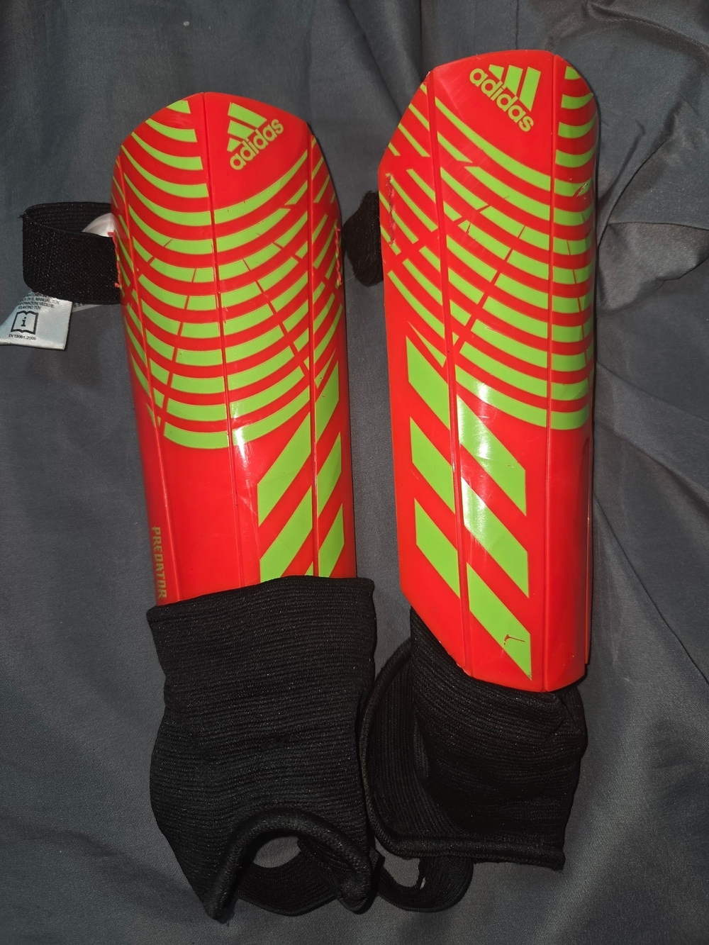 Adidas Predator Shin Guards Youth Size L - Hard Shield Protection